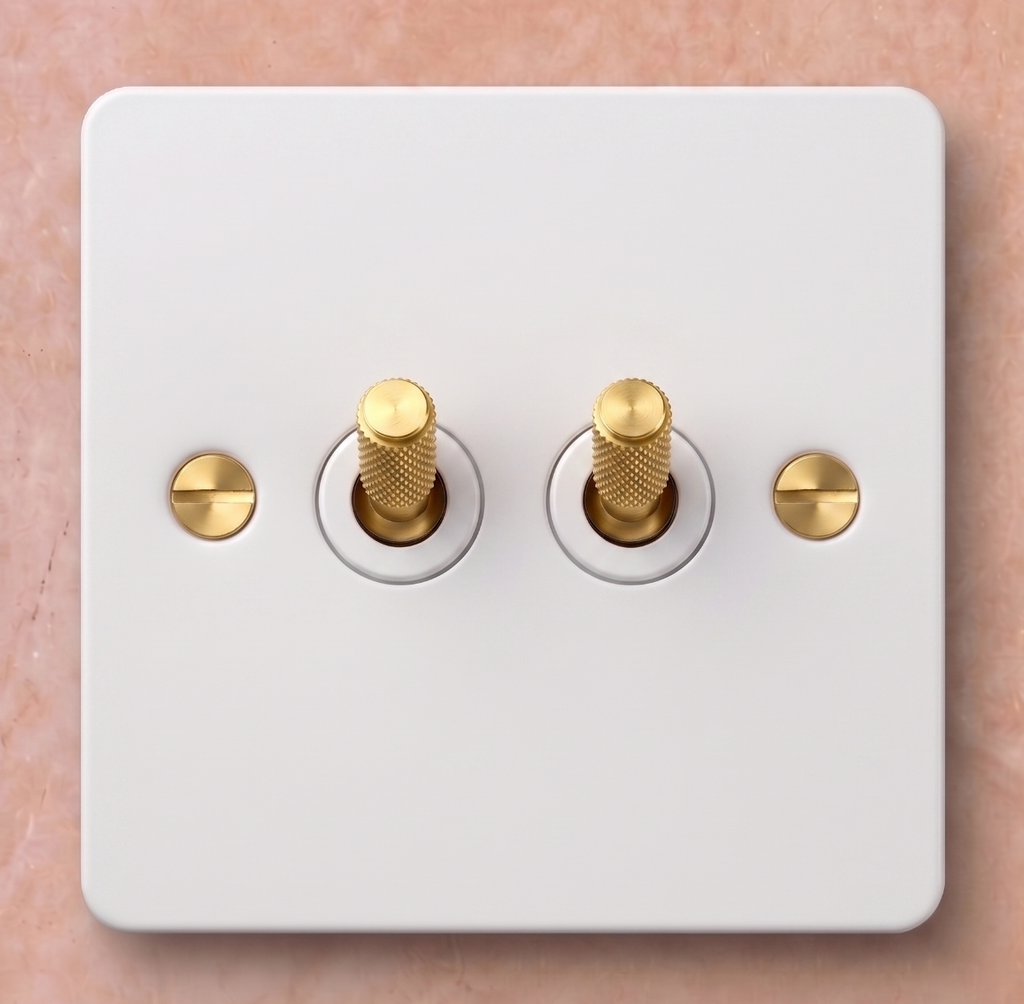 Double changeover switch